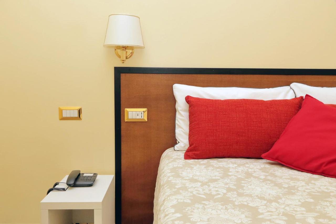 Fancy Guesthouse Vatican โรม ภายนอก รูปภาพ