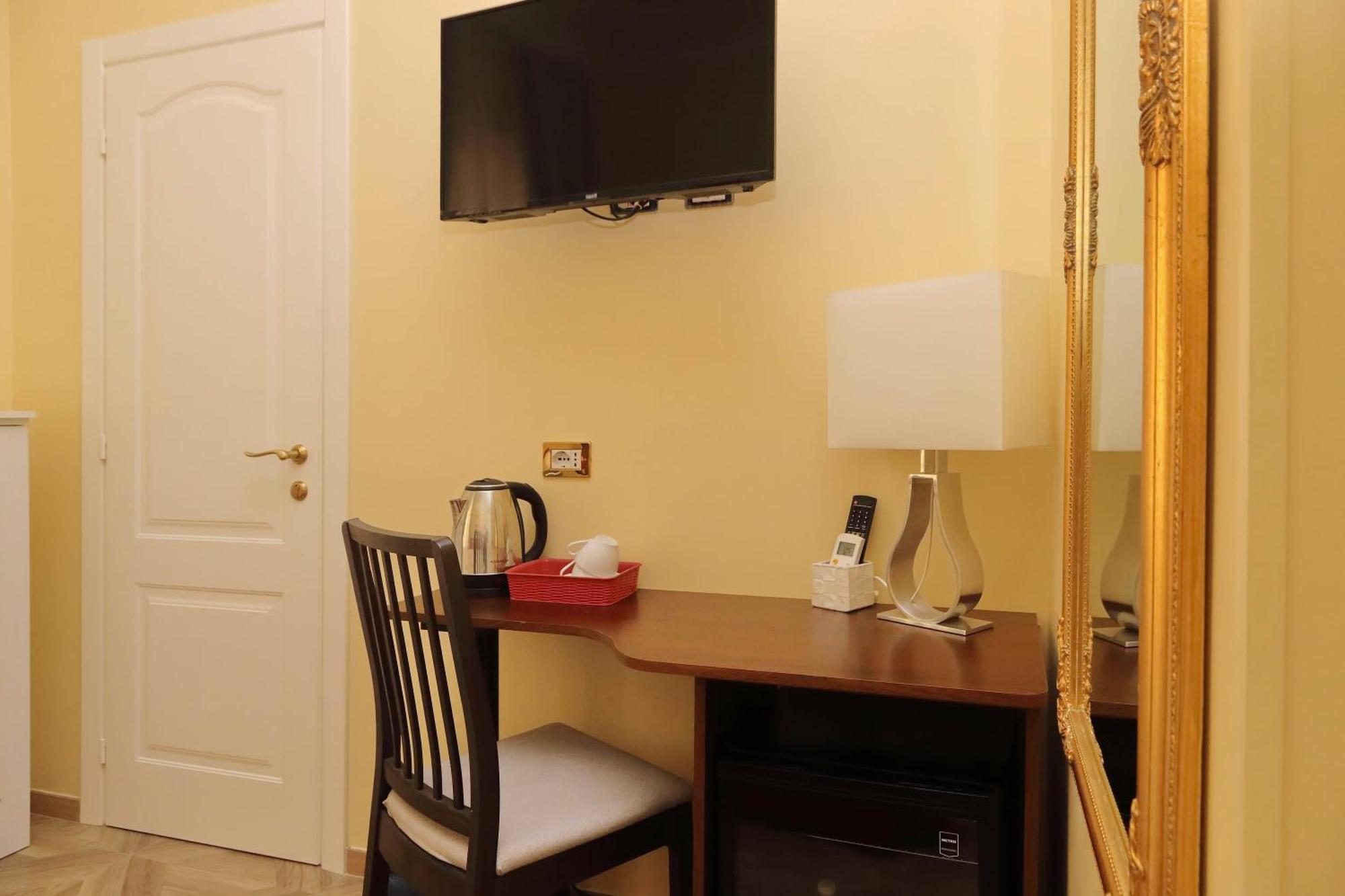 Fancy Guesthouse Vatican โรม ภายนอก รูปภาพ